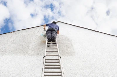 Peinture extérieure à Saint-Martin-la-Pallu — façades et ravalement